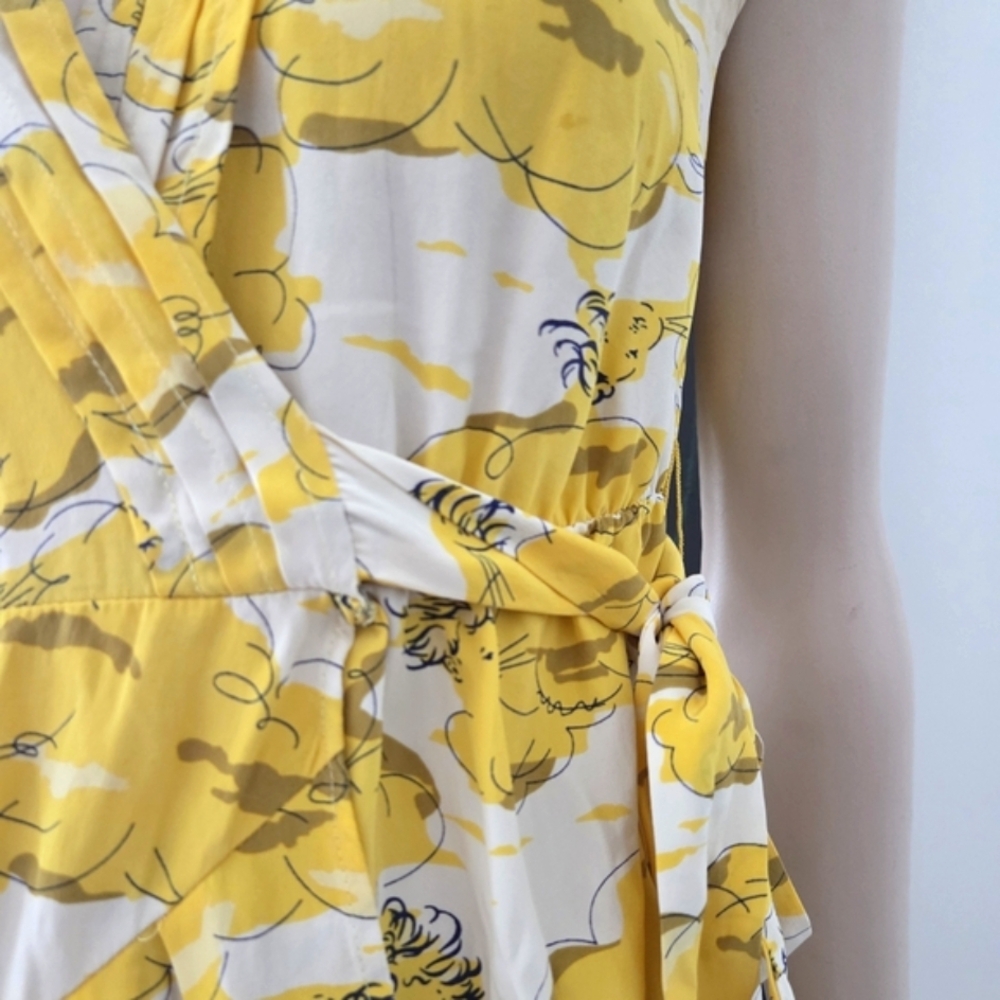 Betsey Johnson | Vintage Patterned Silk Wrap Dress - Picture 4 of 15